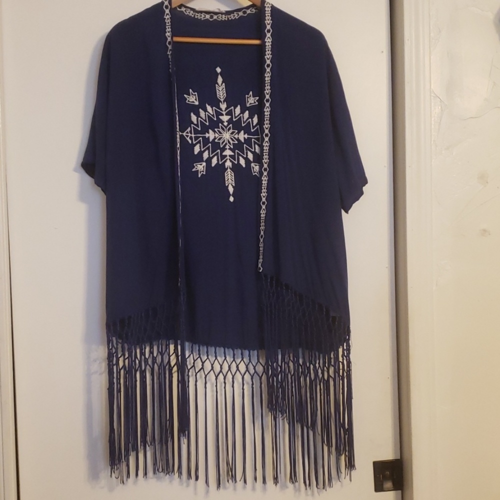 Southwest style fringe kimono Medium